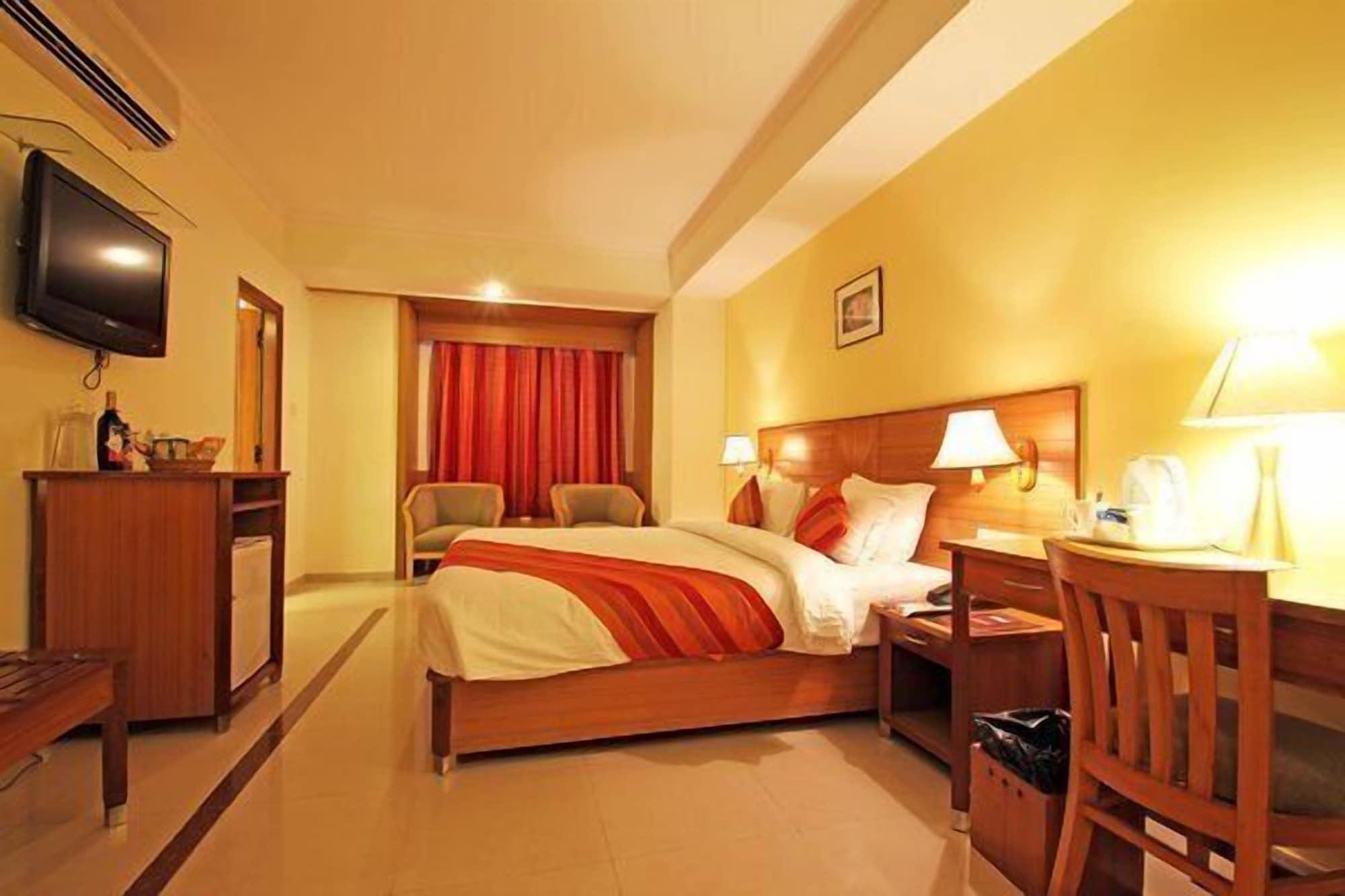 Ramanashree Brunton Hotel Bangalore Exterior photo